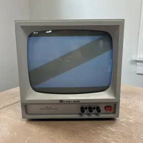 Vss-100 Radioshack Vtg Radio Shack Safe House 9 Inch Cctv Security Surveillance Monitor Crt Tv