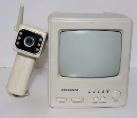 Sv-02 Sylvania 2.4ghz Wireless Security System Untested Monitor Camera Set